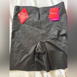 SPANX Woman Black Shaping shorts